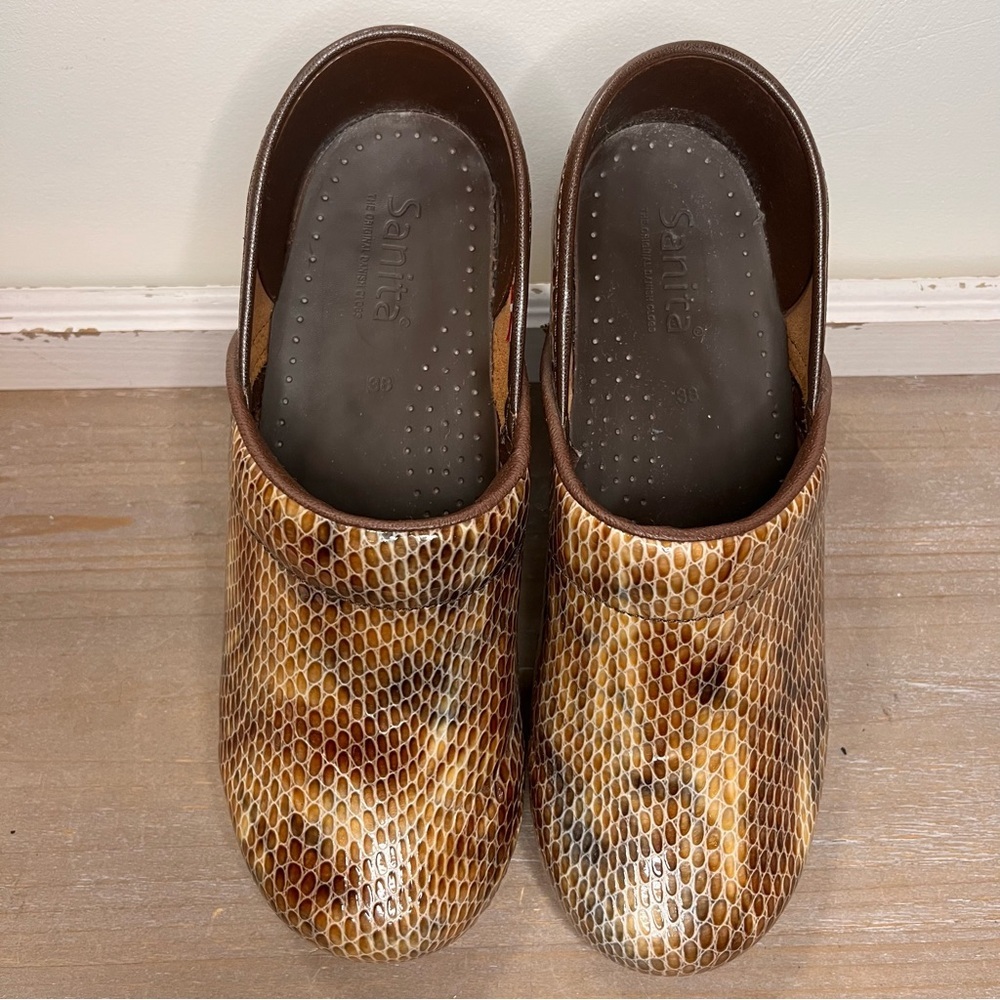 Sanita Tan Snake Skin Embossed Leather Women’s Clogs Rare-Size 38EU, 7.5-8US - Picture 2 of 10